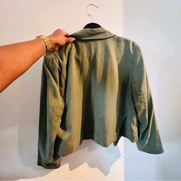 TWO Banana Republic Blazers - double breasted buttons - Picture 4 of 9